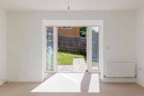 Bi-fold doors to garden