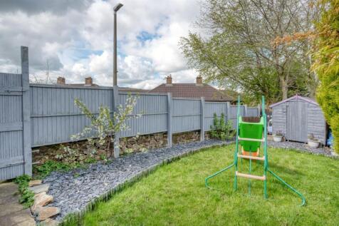 Lawn and shed.jpg