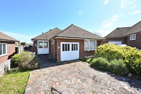6 Royston Gardens-tn402pd (21).jpg
