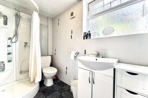 DOWNSTAIRS SHOWER ROOM