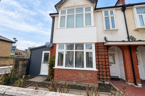 6 Bedroom Terraced in TW3 1YN