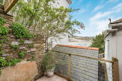 14 Terrace View.JPG