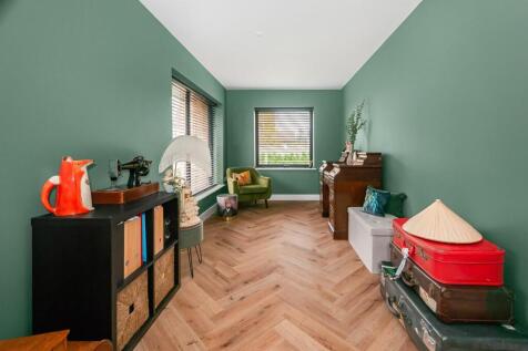 Snug / Reception Room