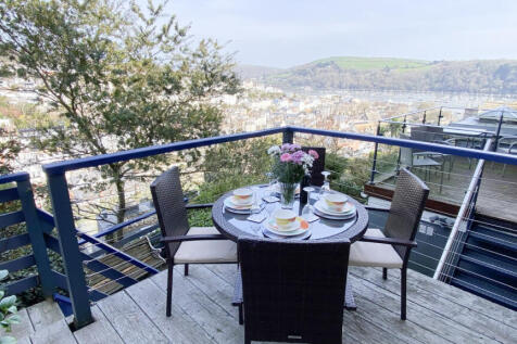 Dining Deck