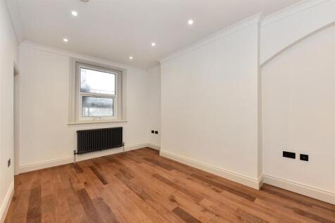 64 Queensway (6).JPG