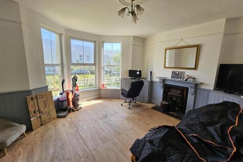 Sitting Room.jpg