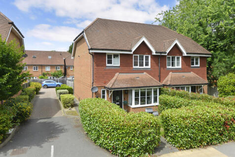 Anvill Cottages Front