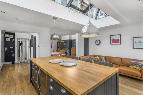 90 Oxford Road, Banbury-14.jpg