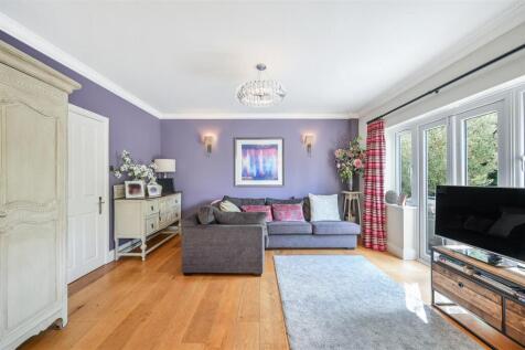 ALEXANDRA ROAD (3).jpg