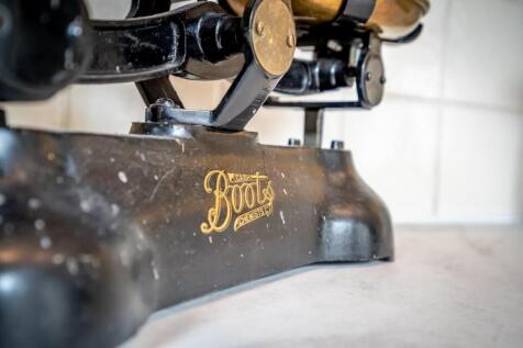 cleveland street-16.jpg