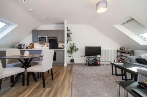 Living Room / Kitchen Diner