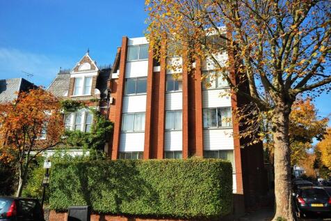 A very bright and airy second floor, two double bedroom apartment set in a popular residential block, equidistantly positioned between Highgate and Crouch End Villages. Comprising reception, modern ki