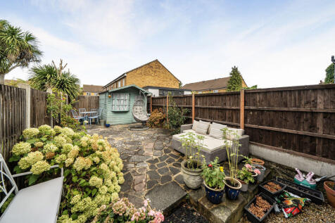 Rear garden angle 2