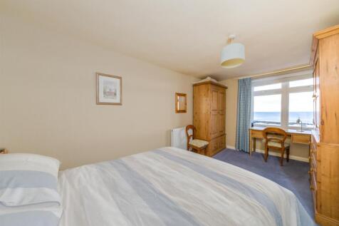 The Blue House Cowdrait-14.jpg