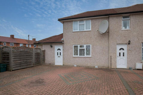 A 3 bedroom Terrace Property to rent. Separate Lounge. Kitchen/Diner. Downstair WC & Bathroom. Double & One Single Bedroom on the first floor. Off Street Parking for two cars. Available 10/09/2026.