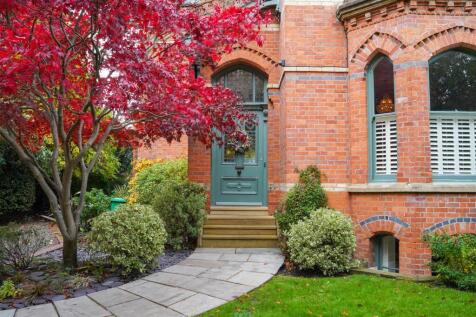 6 bed, 2 bath Semi-Detached in Manchester - Photo 24