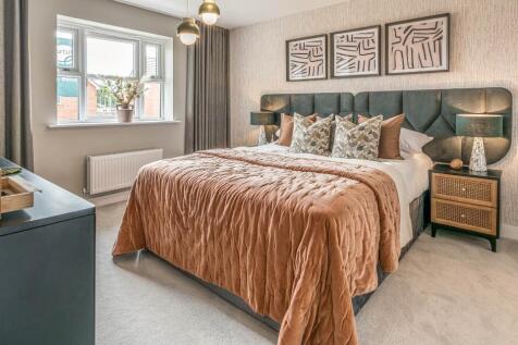Similar Show Home