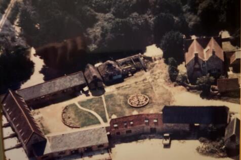 Old Afton Barns pre-conversion.jpg
