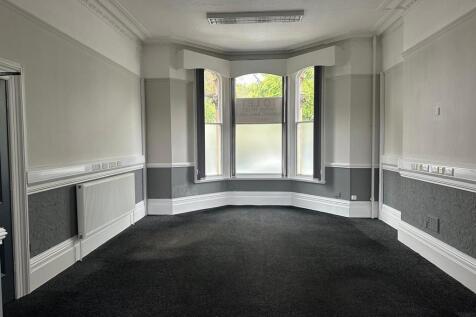 Office to rent in doncaster