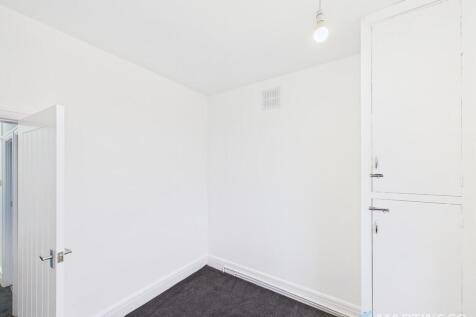 CAM02318G0-PR0566...