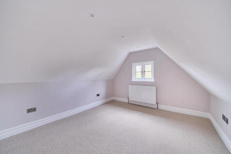 1377031-6-690e040...