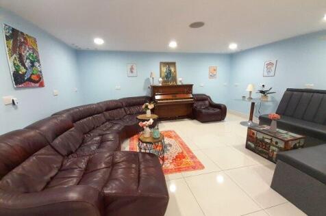 crendon-street-hp13-6ls-970230