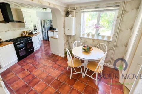 Kitchen/Breakfast Rm