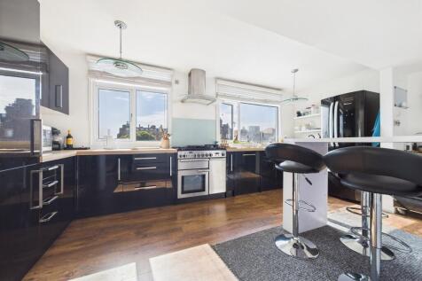 CAM01085G0-PR0593...