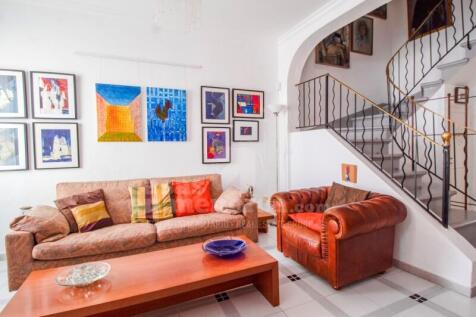 House with patio in Es Mercadal