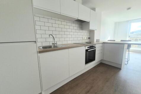 1 Bedroom Flat in HX1 5ES