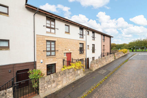 Exterior of 4 (Flat 3) Kingsknowe Park