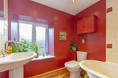 Bathroom-1.jpg