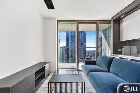 A fully furnished apartment within the architectural landmark One Park Drive, offering stunning views over Canary Wharf dock. Residents benefit from exceptional leisure facilities including gym and po