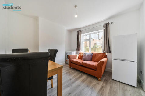 8729e49d-f74b-4d4...