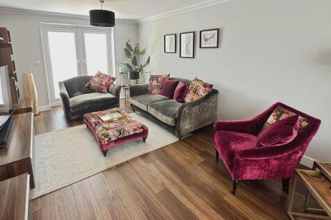 Nursery Close (15).jpg