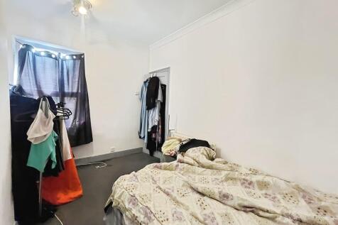 92564de8-WhatsApp...