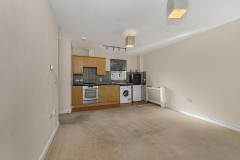 Sitting/Dining/Kitchen