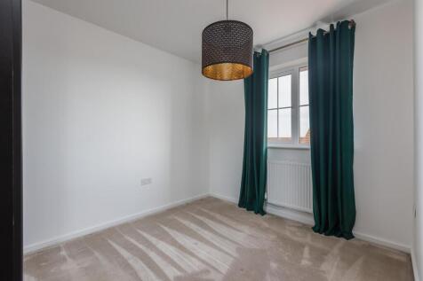 Ploughlands Grove 4 Bedroom 2-1.jpg