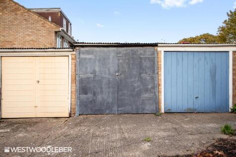LilliardClose - garage.jpg