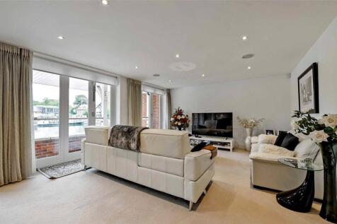 Sitting Room/Kitchen