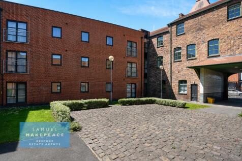 Well Presented One Bedroom Flat for Sale