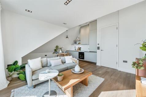 Flat 8 - 50 Creswick Road-3.jpg