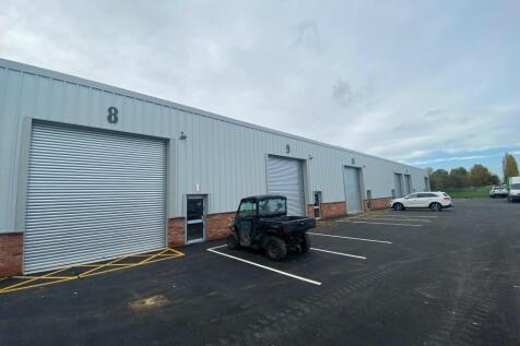 Warehouse to rent in toll bar