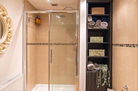 Family Bathroom shower