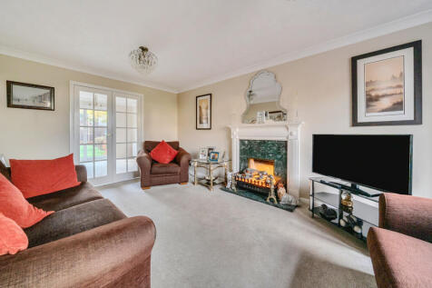 1371401-8-68f8a18...