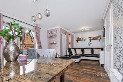 Lounge/ Diner