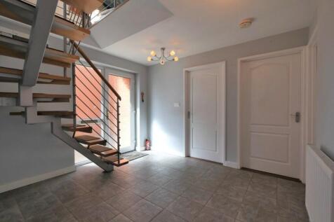 ENTRANCE RECEPTIO...