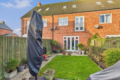 EweMove Spalding - Frome Walk - Rear Garden