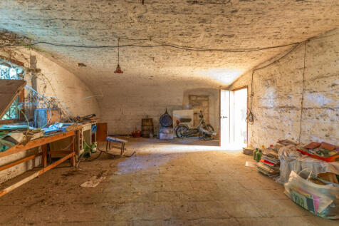 24palazzo_casamassima_raro_realty