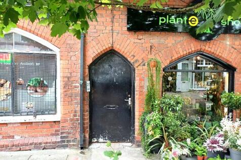 1 Bedroom Flat in LL13 8BT